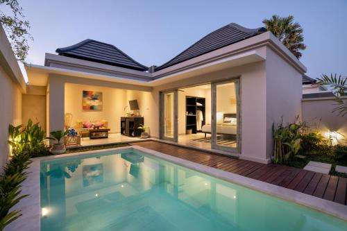 www.lanumavillas.com