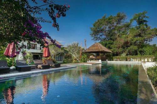 www.villakairaestate.com