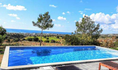 www.villagavriel.com