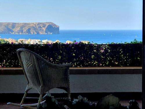 www.porta-maris-javea.com