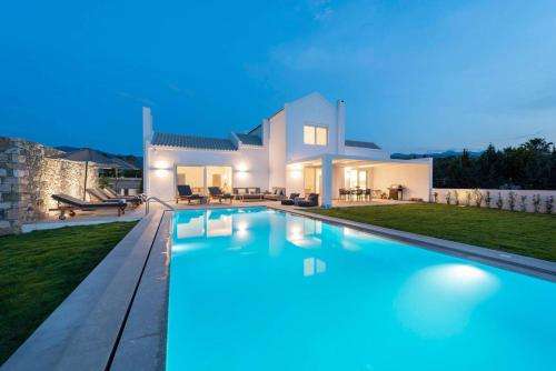 www.meliavilla.com