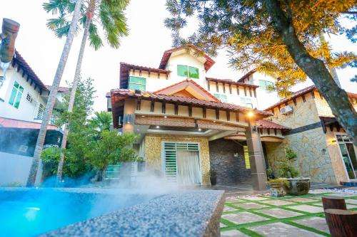 www.bersatusmarthotel.com