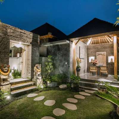 www.ubudseasonvillas.com