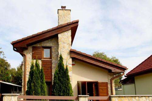www.villabarraca.hu