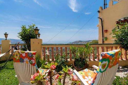 www.athomecostadelsol.com