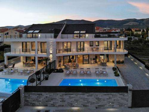 www.villa-seaqueen.com