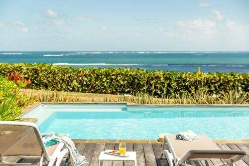 www.villa-azura.com