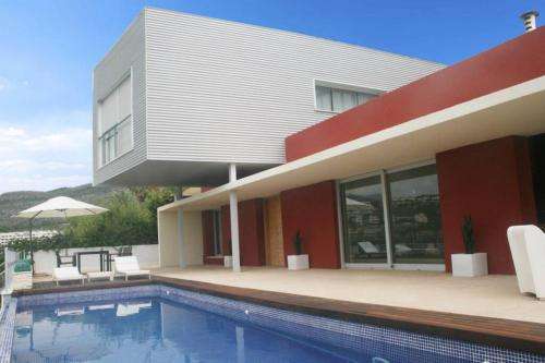 www.casadelaluzbenicasim.com