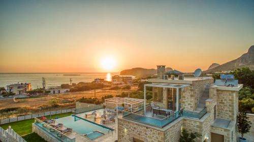 www.holiwaysvillas.com