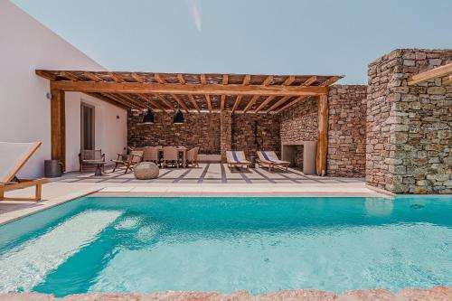 www.amarelovillas.com