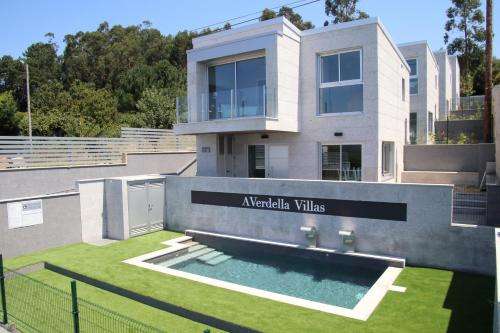 www.averdella.es