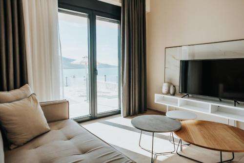 www.elia-luxurysuites.gr