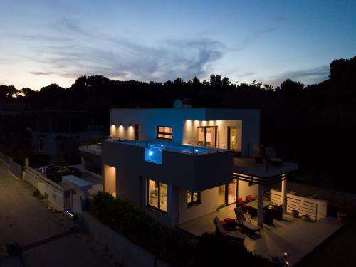 www.istra-vacation.com