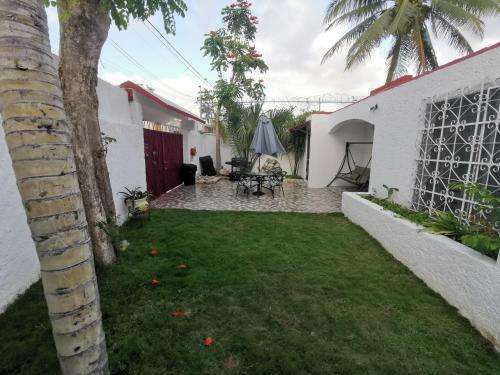www.villatulipancancun.com