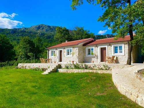 www.biovillas.me