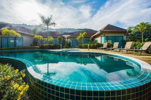 www.villathousandhills.com