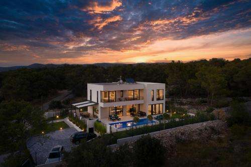 www.villaspuga.com