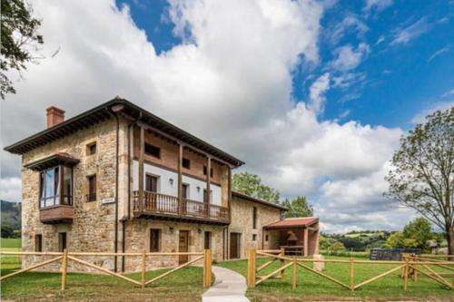 www.rusticasdecabarceno.com