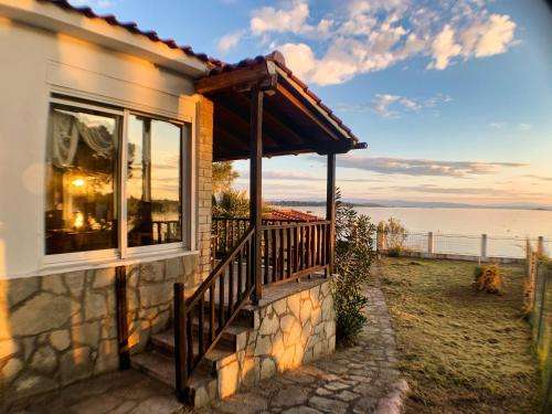 www.utopiabeachvilla.com