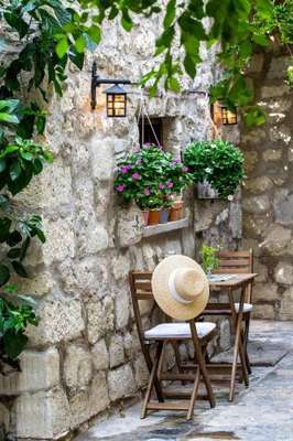 www.maisondazuralacati.com