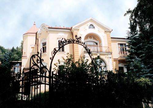 www.villa-sonnenstrahl.com