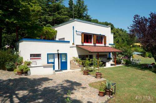 www.villamoni.com