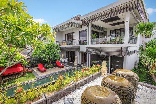 www.villa-cascade.com