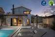 Villa Iron Lady